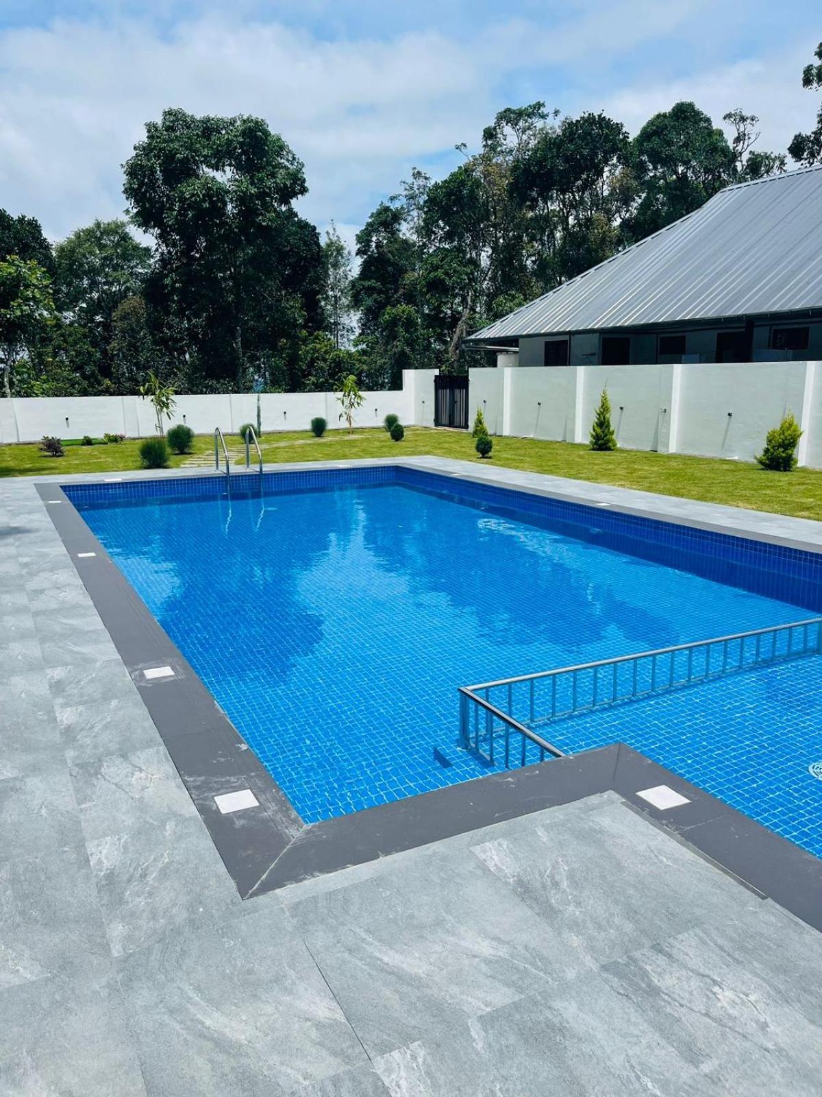 The Windy Mist Resort Munnar Chinnakanal Exterior photo
