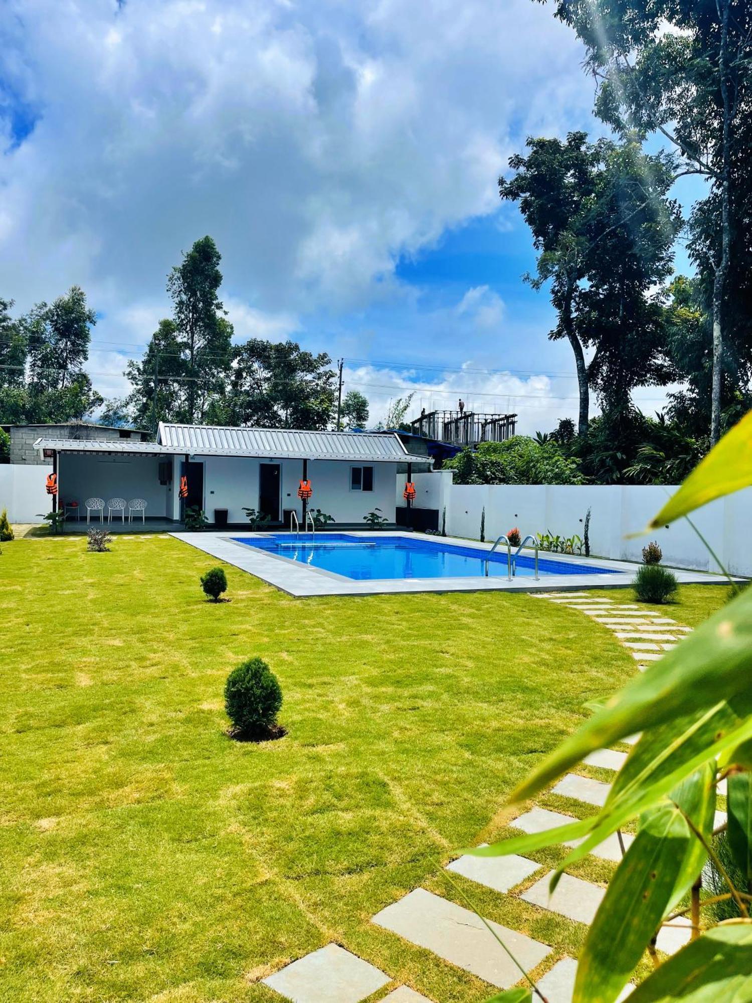 The Windy Mist Resort Munnar Chinnakanal Exterior photo